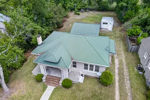 417 E Sellers St, Douglas, GA 31533 - Photo 1