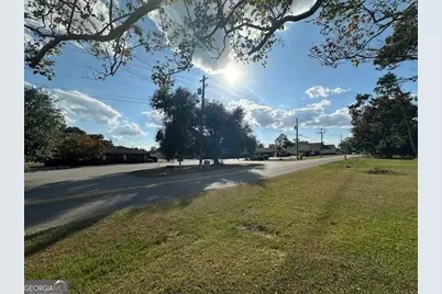 1806 Manning Drive, Vidalia, GA 30474 - Photo 9