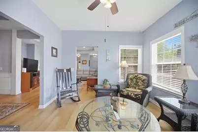 119 Villa Park Circle, Stone Mountain, GA 30087 - Photo 15