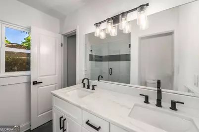 1774 Laurelwood Drive SW, Atlanta, GA 30311 - Photo 23