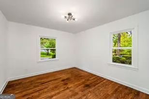 1774 Laurelwood Dr SW, Atlanta, GA 30311 - Photo 13