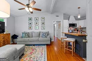 23 Willow Dr, Newnan, GA 30263 - Photo 3