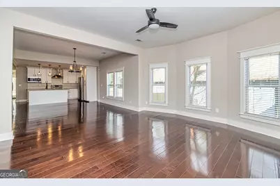 1678 Dorsey Avenue, East Point, GA 30344 - Photo 5
