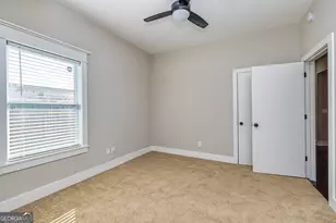 1678 Dorsey Ave, East Point, GA 30344 - Photo 17