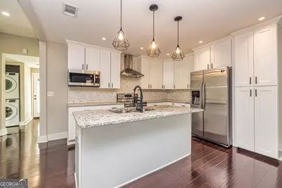 1678 Dorsey Avenue, East Point, GA 30344 - Photo 9