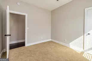 1678 Dorsey Ave, East Point, GA 30344 - Photo 19