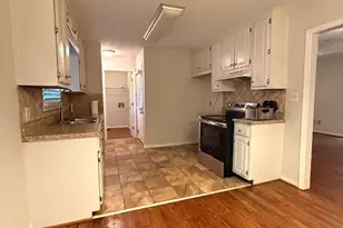241 Rutledge Dr, Winder, GA 30680 - Photo 3