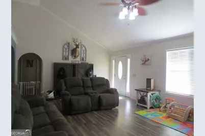 445 Southside Drive, Lyons, GA 30436 - Photo 11