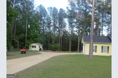 445 Southside Drive, Lyons, GA 30436 - Photo 5