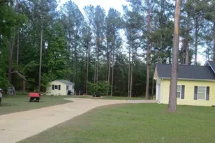 445 Southside Dr, Lyons, GA 30436 - Photo 5