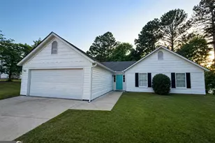 1660 Creek Crossing SE, Conyers, GA 30094 - Photo 1
