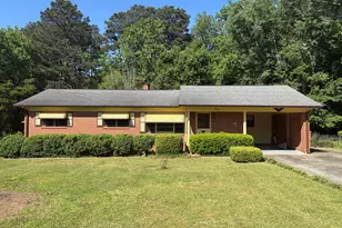 1344 Oakdale Dr, Griffin, GA 30224 - Photo 1