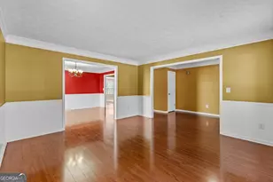2760 Rusticwood Dr, Snellville, GA 30078 - Photo 9