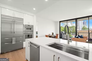 2425 NE Peachtree Road NE, Atlanta, GA 30305 - Photo 11