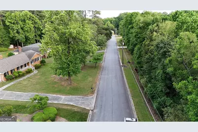2243 Timber Lane, Snellville, GA 30078 - Photo 17