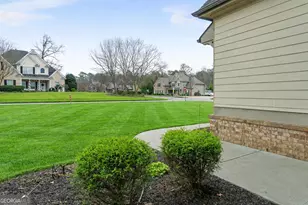 4662 Whitlow Ridge Dr, Bishop, GA 30621 - Photo 3