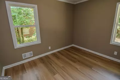 1545 Oakhill Drive, Griffin, GA 30223 - Photo 17
