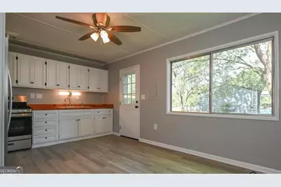 300 Martin Circle, Athens, GA 30601 - Photo 9
