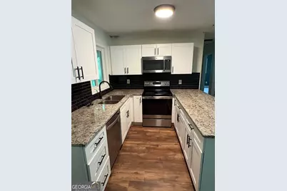 4162 Tara Drive, Forest Park, GA 30297 - Photo 7