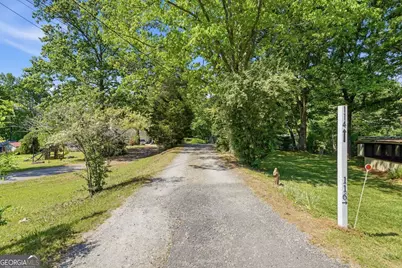 114 Oakcrest Circle, Canton, GA 30115 - Photo 1