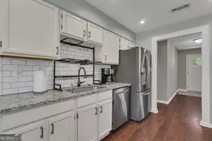 1255 Fischer Rd, Sharpsburg, GA 30277 - Photo 19