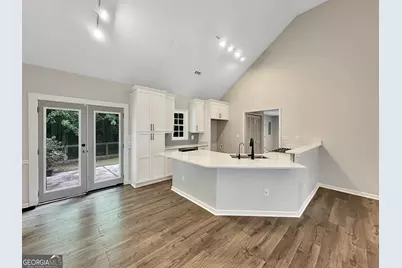 77 Paces Landing Way, Newnan, GA 30263 - Photo 3