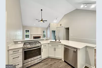 77 Paces Landing Way, Newnan, GA 30263 - Photo 3