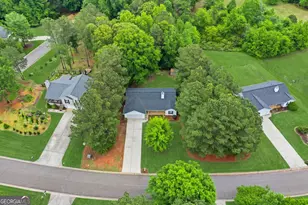 2125 Kirkland Dr, Statham, GA 30666 - Photo 5