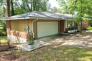 3596 Indian Rock Rd SW, Atlanta, GA 30331 - Photo 3