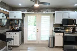 3596 Indian Rock Rd SW, Atlanta, GA 30331 - Photo 17