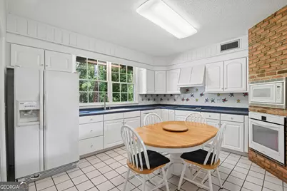 180 Saint Clair Drive, Saint Simons, GA 31522 - Photo 9