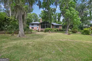 180 St Clair Dr, Saint Simons, GA 31522 - Photo 25
