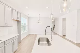 909 Nora Eloise Dr, Bonaire, GA 31005 - Photo 13