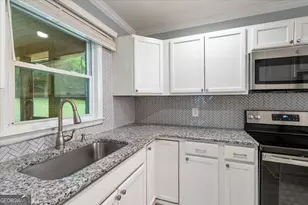 235 Riverside Dr, Athens, GA 30606 - Photo 11