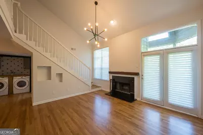 521 McGill Park Avenue NE, Atlanta, GA 30312 - Photo 1