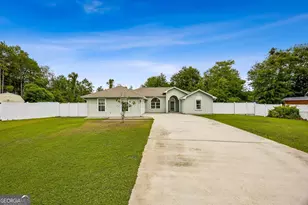 106 Lake Manor Ct, Kingsland, GA 31548 - Photo 3