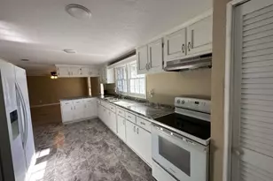 41 W Georgia Ave, Denton, GA 31532 - Photo 7