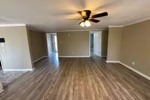 41 W Georgia Ave, Denton, GA 31532 - Photo 3