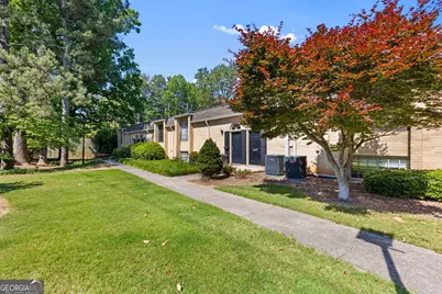 5400 Roswell Road #A4, Sandy Springs, GA 30342 - Photo 3