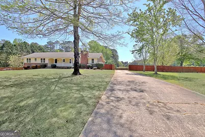 115 Marion Boulevard, Fayetteville, GA 30215 - Photo 3