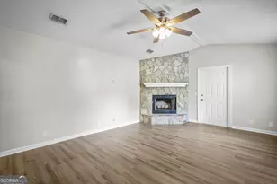 203 McQueen Cir, Saint Marys, GA 31558 - Photo 5