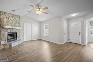 203 McQueen Cir, Saint Marys, GA 31558 - Photo 7