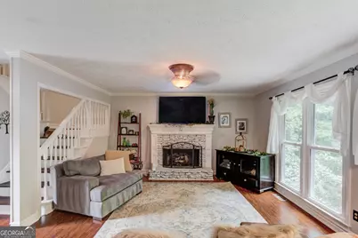 870 Connell Ln, Lawrenceville, GA 30044 - Photo 11