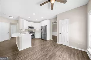 2410 Lunetta Ln, Alpharetta, GA 30004 - Photo 11