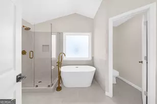 2410 Lunetta Ln, Alpharetta, GA 30004 - Photo 5