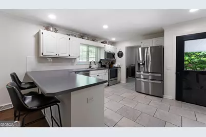 212 Sherwood Drive, Calhoun, GA 30701 - Photo 13