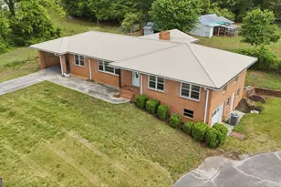 3201 Hwy 17 Alt, Toccoa, GA 30577 - Photo 7