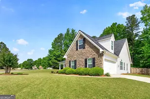 101 Peyton Ct, Senoia, GA 30276 - Photo 3