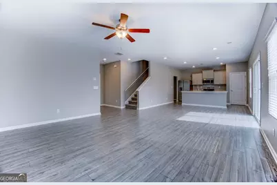 2502 Fraggle Roc, Conyers, GA 30012 - Photo 5