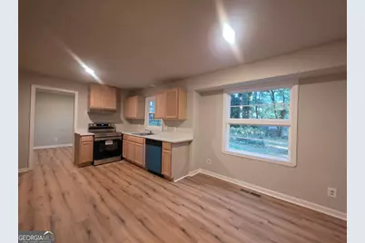 5382 Rockbridge Road, Stone Mountain, GA 30088 - Photo 5